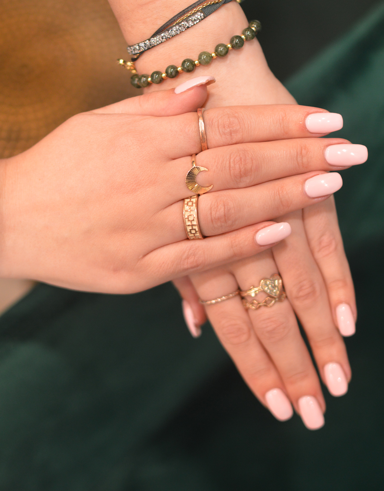 Peekaboo_nails_001 Peekaboo_nails_001